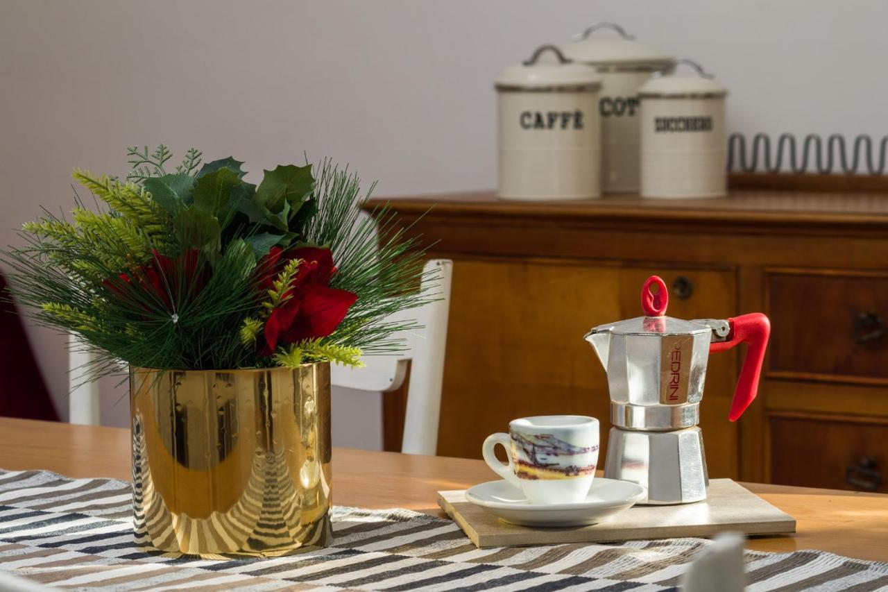 Giù Al Centro Bed & Breakfast Napoli